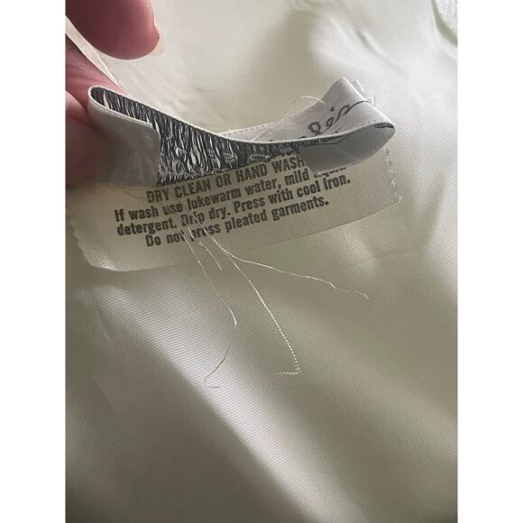 Vintage Bloomingdale’s Maxi Dress - Picture 13 of 13